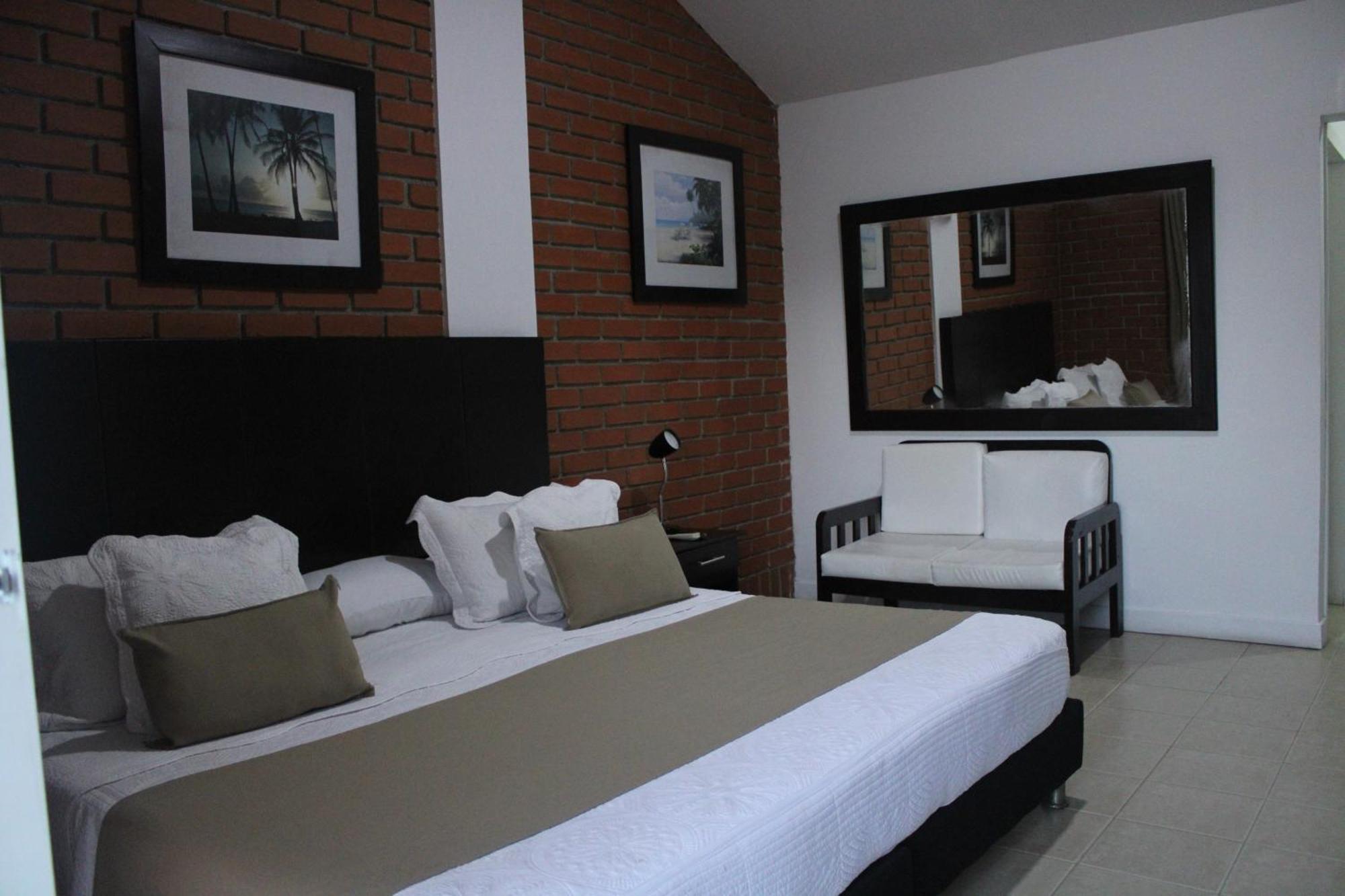 Hotel & Resort Villa Del Sol ตูมาโก ภายนอก รูปภาพ